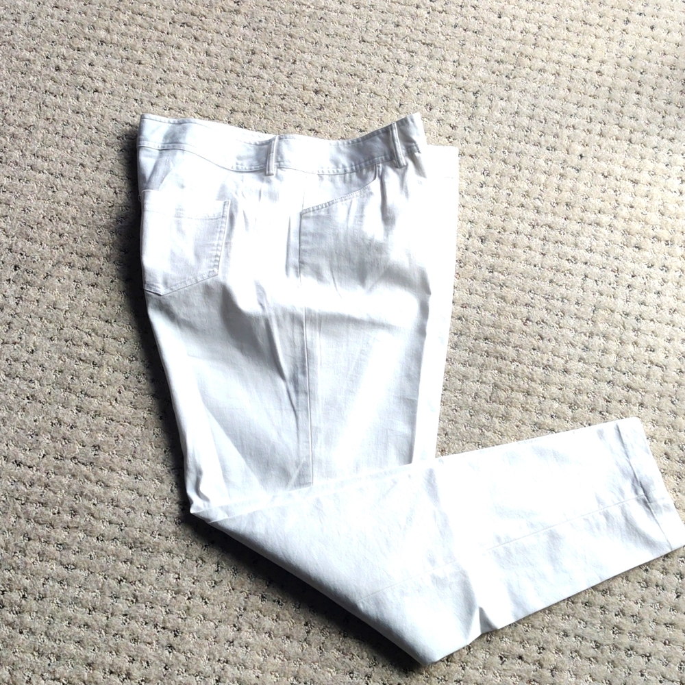 NY Collection white pants